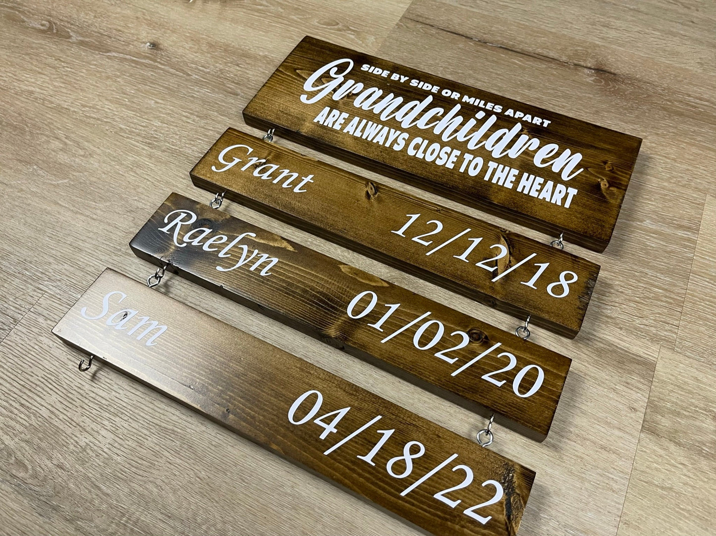 Personalized Grandparent Sign : "Side by Side" Wooden Sign with Grandchildren's Names and Birthdates, Mothers Day Gift, Gift for Grandma