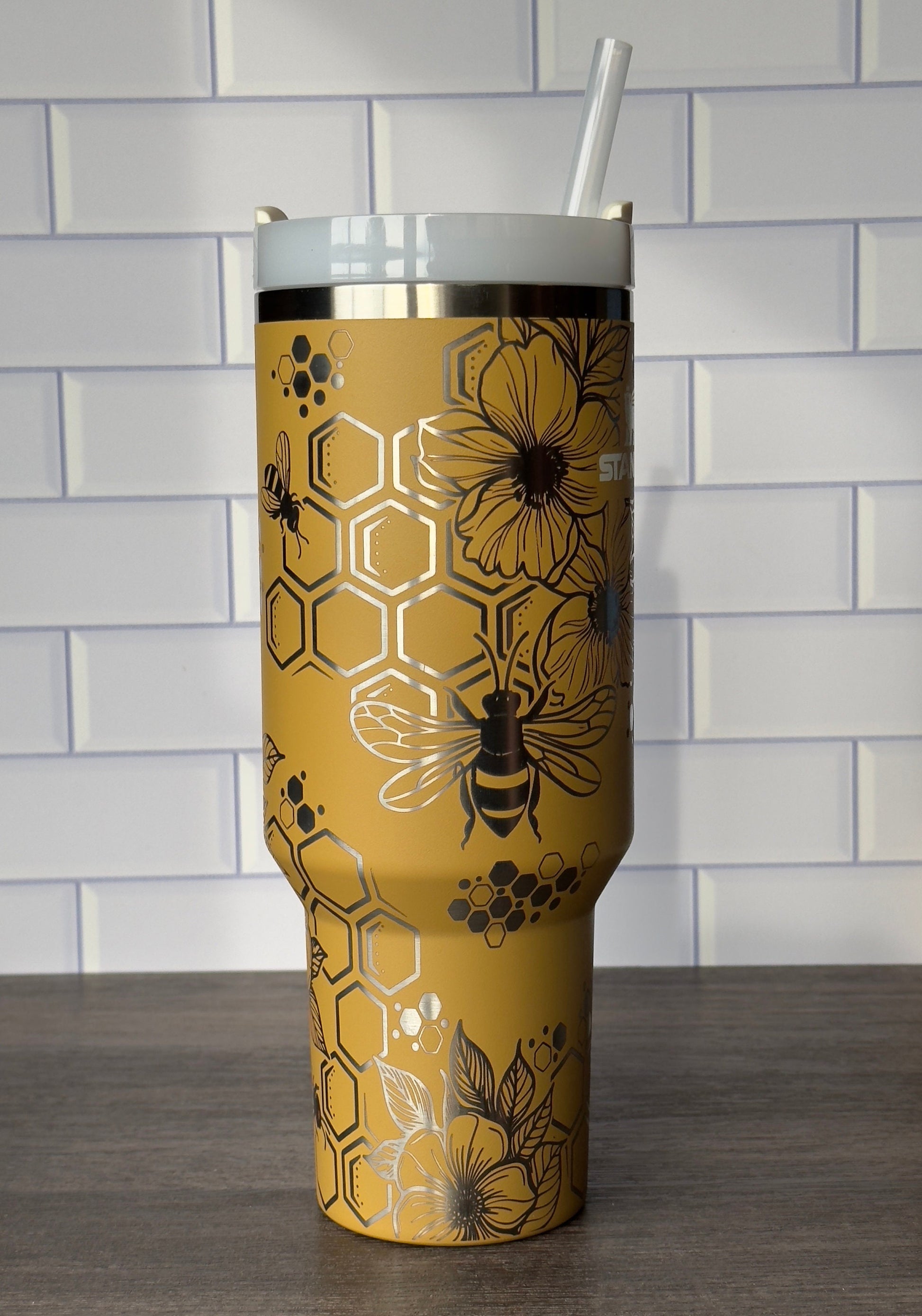 40oz Stanley Quencher Tumbler Bumble Bee Design, Spring Flowers, Laser Engraved Gift for Her, Stanley TikTok Cup Mother's Day Gift